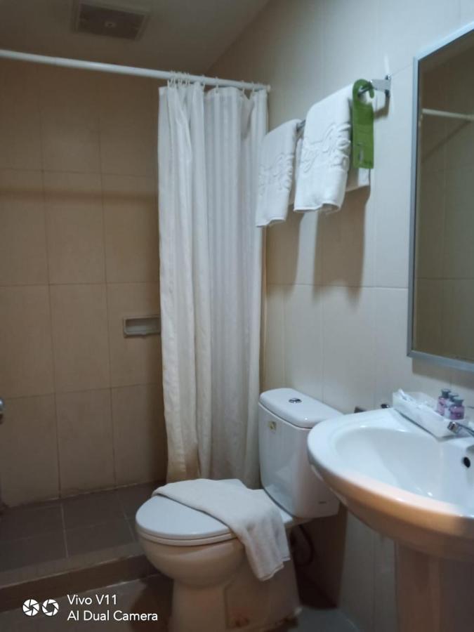 Ayla City Hotel Sorong Bagian luar foto
