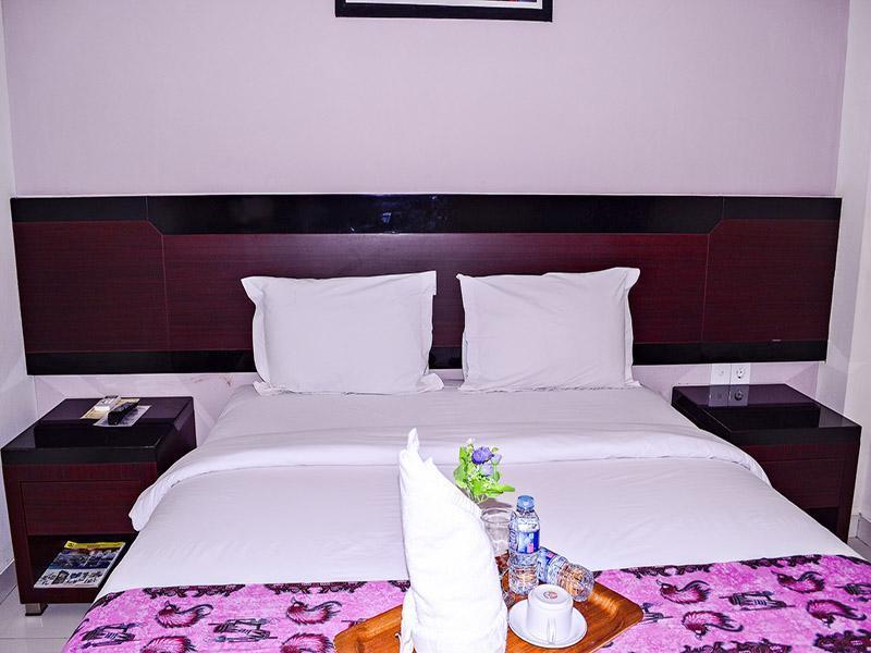 Ayla City Hotel Sorong Bagian luar foto